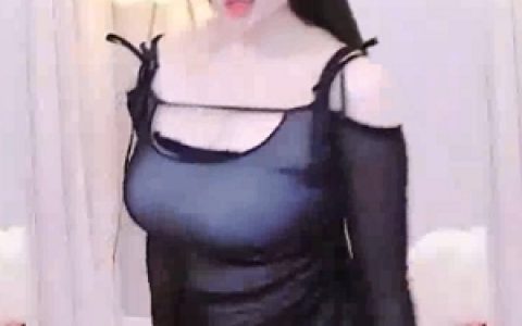 虎牙零度话社热舞14V土豪视角1.35G黑丝太顶了